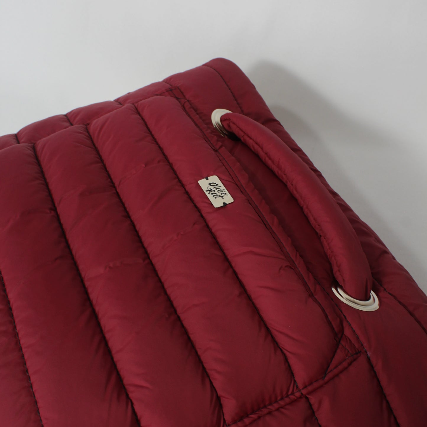 Essy Puffer - Black & Wine