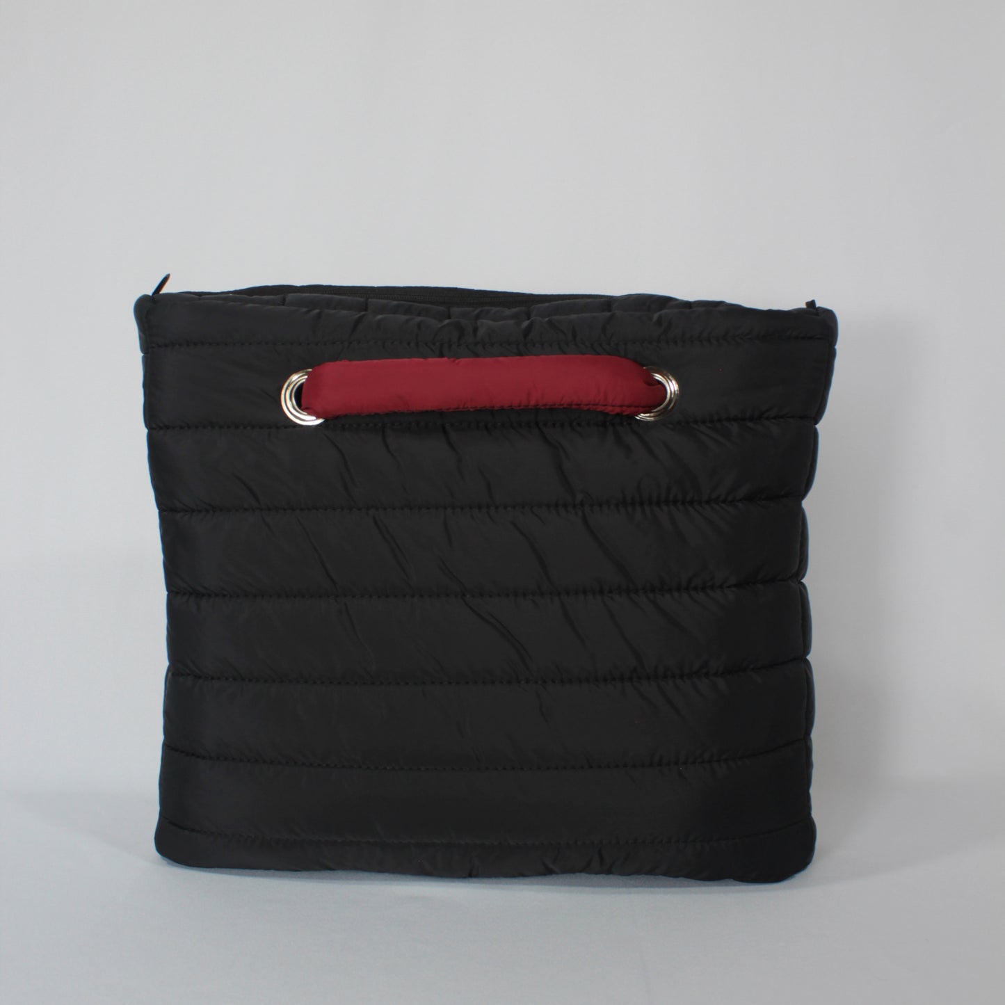 Essy Puffer - Black & Wine
