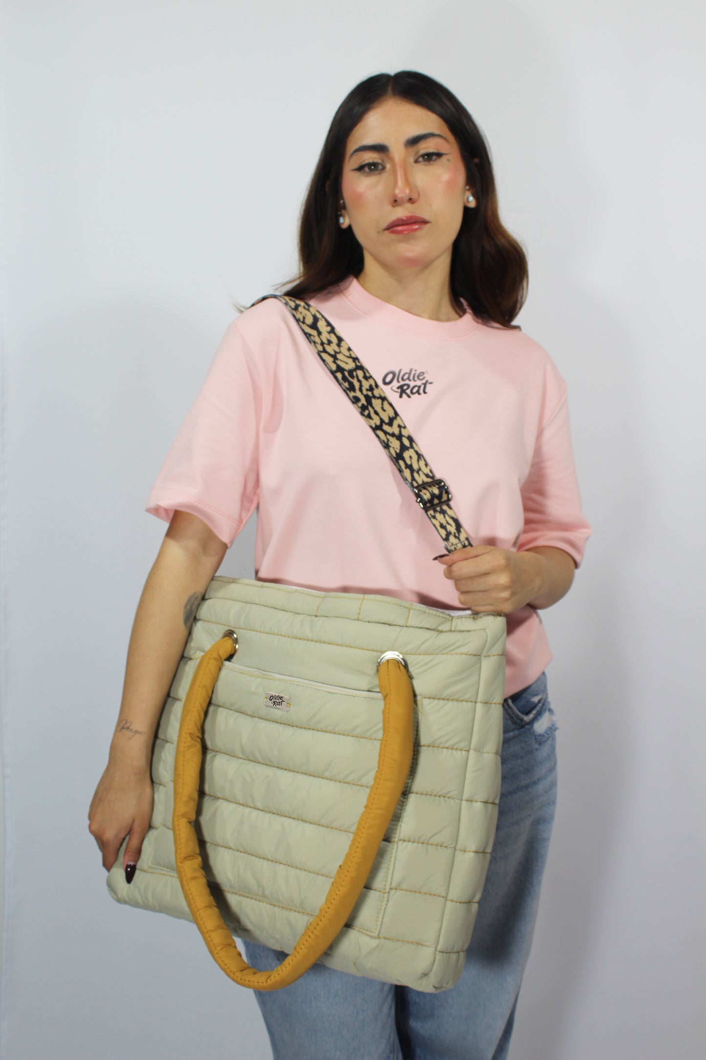 Essy Puffer - Gold & Cream