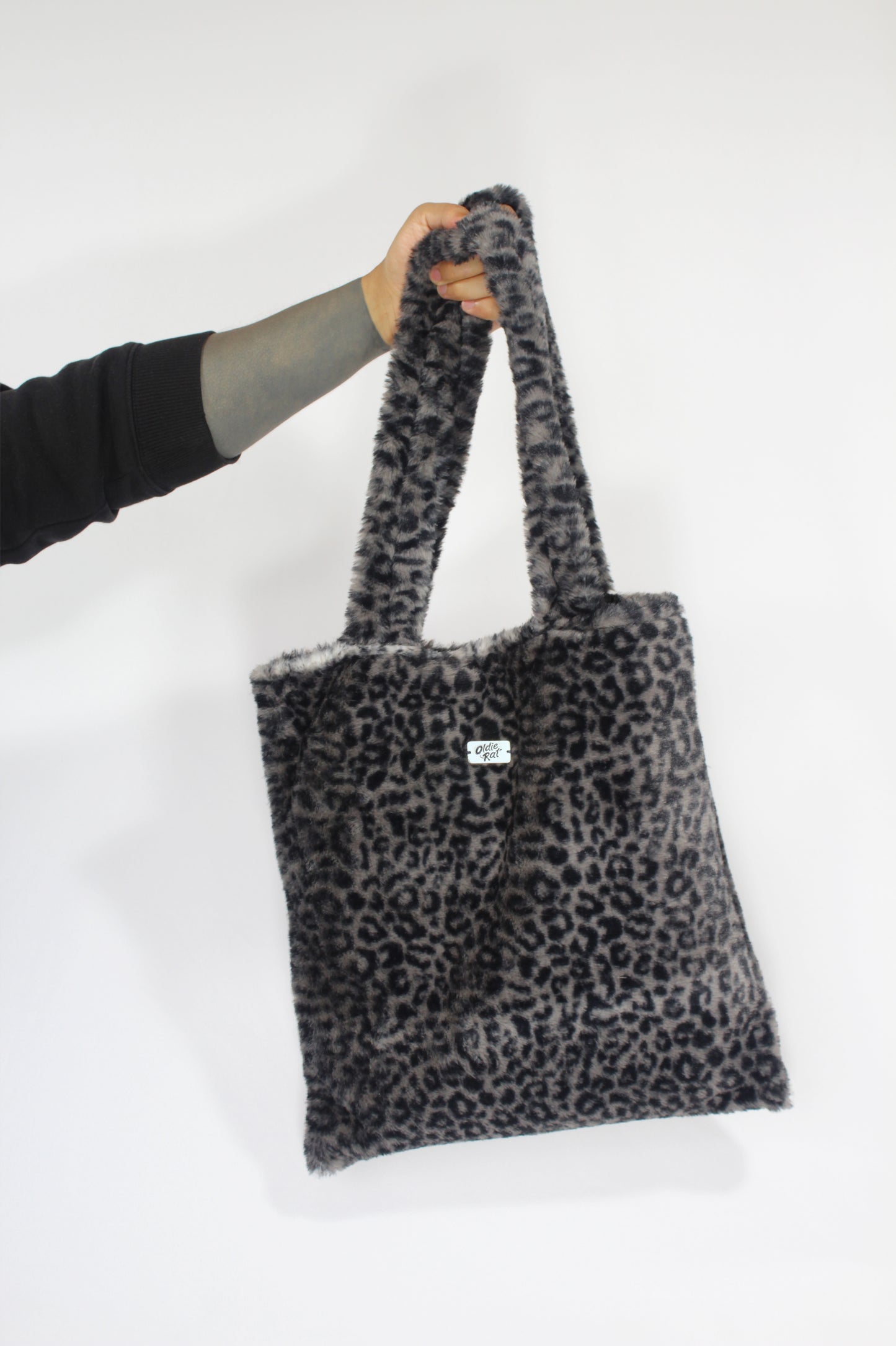Essy Zafari - Leopard